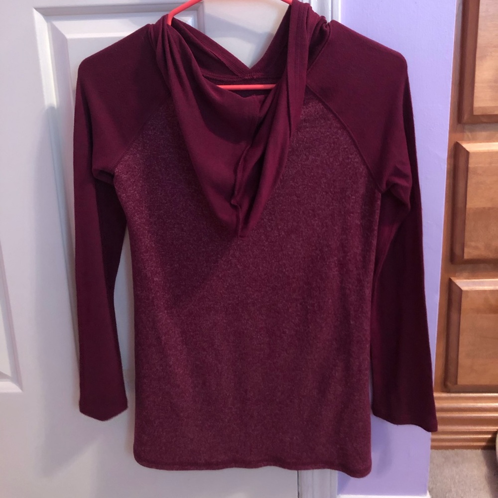 sweatshirt - Picture 2 of 2